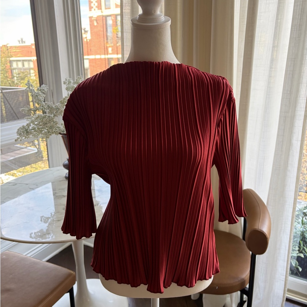 Reformation Pleated Top - Picture 2 of 4